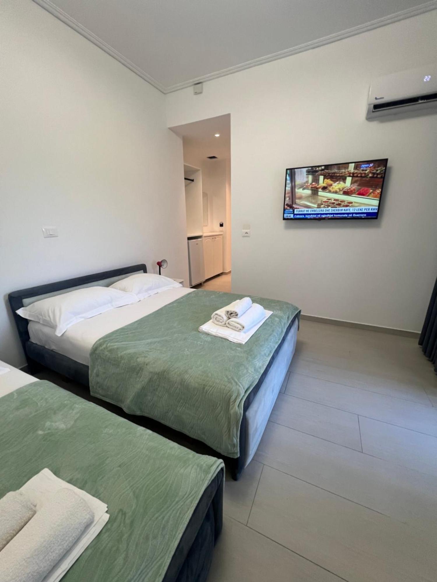 Hotel Vila Park Bujari Ksamil คซามิล ภายนอก รูปภาพ